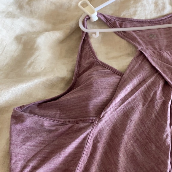 GUC Lululemon purple size 8 pleated tank - Picture 6 of 7